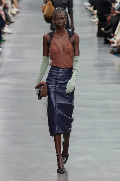 Look 31
